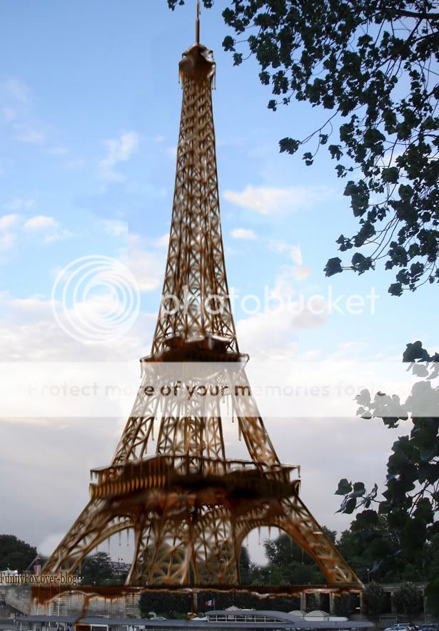 La Tour Eiffel en chocolat La Tour Eiffel en chocolat